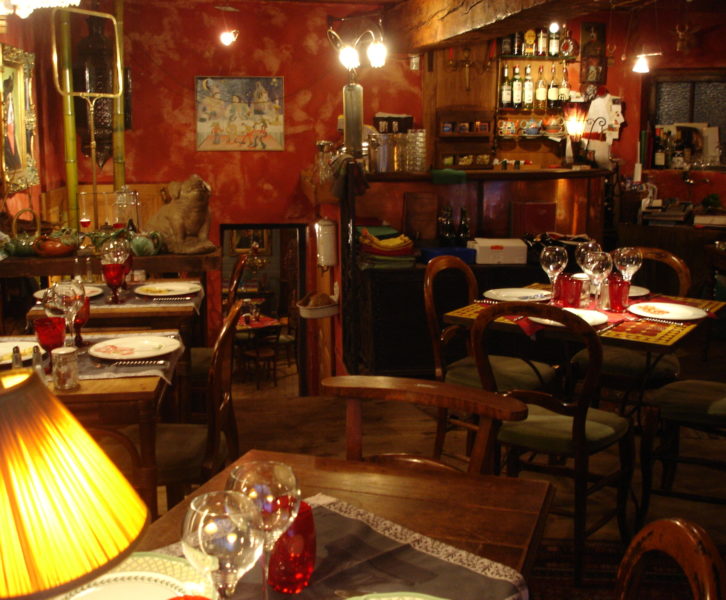 Bouchon Restaurant Lyon 001 Trishhhh
