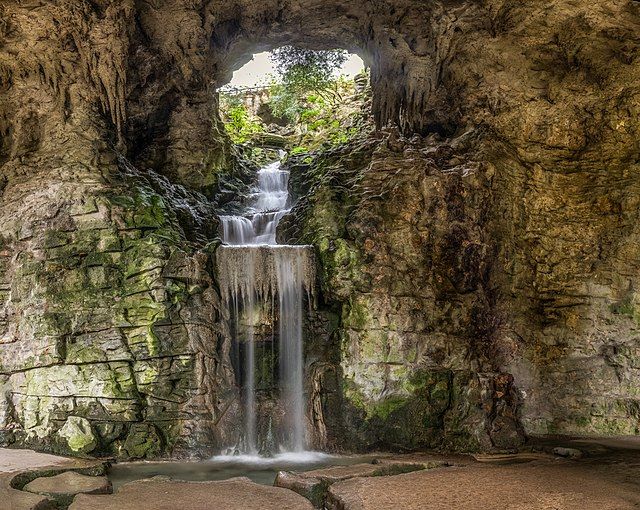 Waterfall in the Grotte Parc des Buttes Chaumont