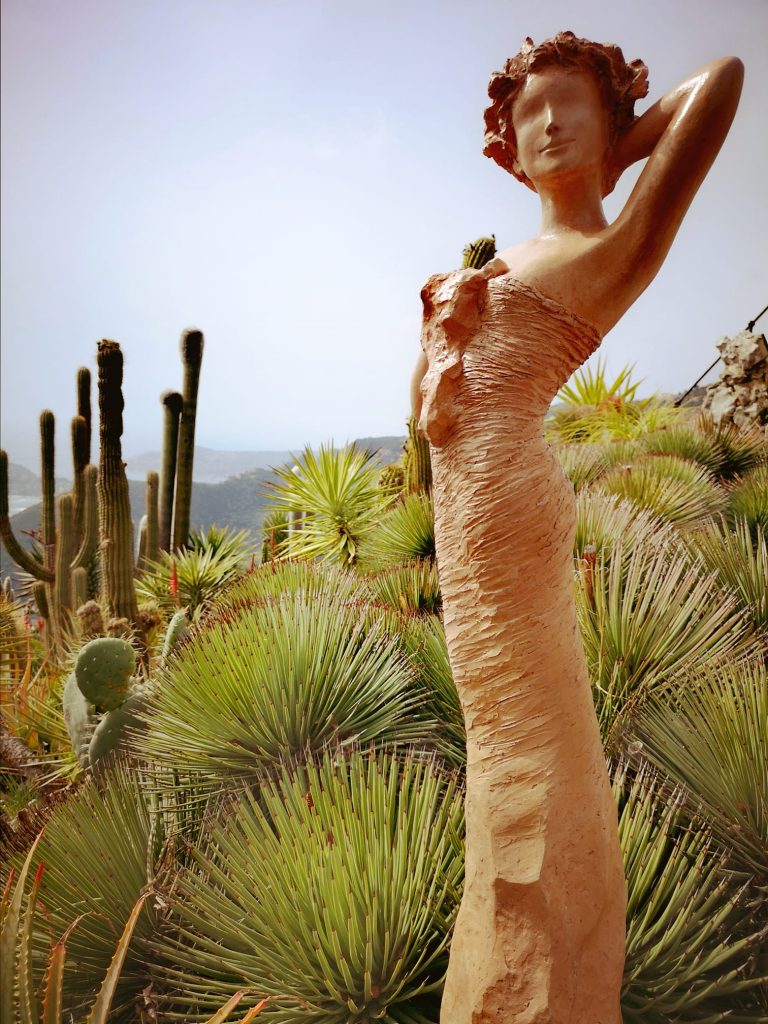 sculture nel giardino esotico di Eze