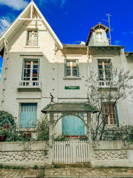 Montmartre Villa Leandre2